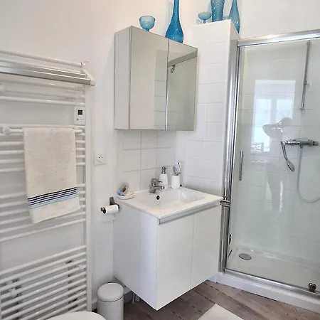 Chatelaillon-centre : 50m - Fr-1-706-38 Apartment