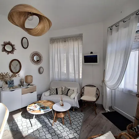 Chatelaillon-centre : 50m - Fr-1-706-38 Appartement *